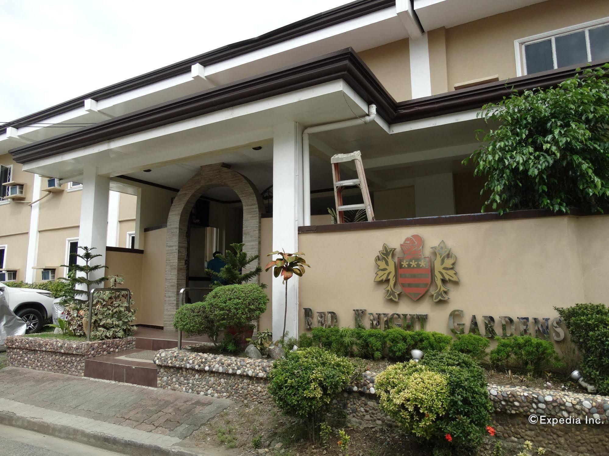 Hotel Red Knight Gardens Davao City Esterno foto